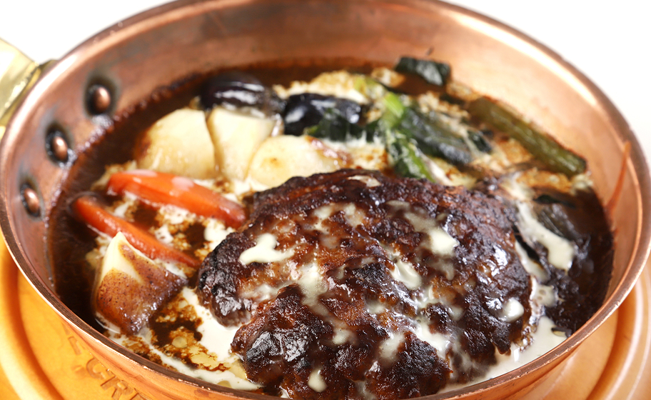 煮込みハンバーグ